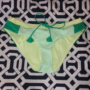 Lululemon Athletica Surf to Sand Bikini Bottom